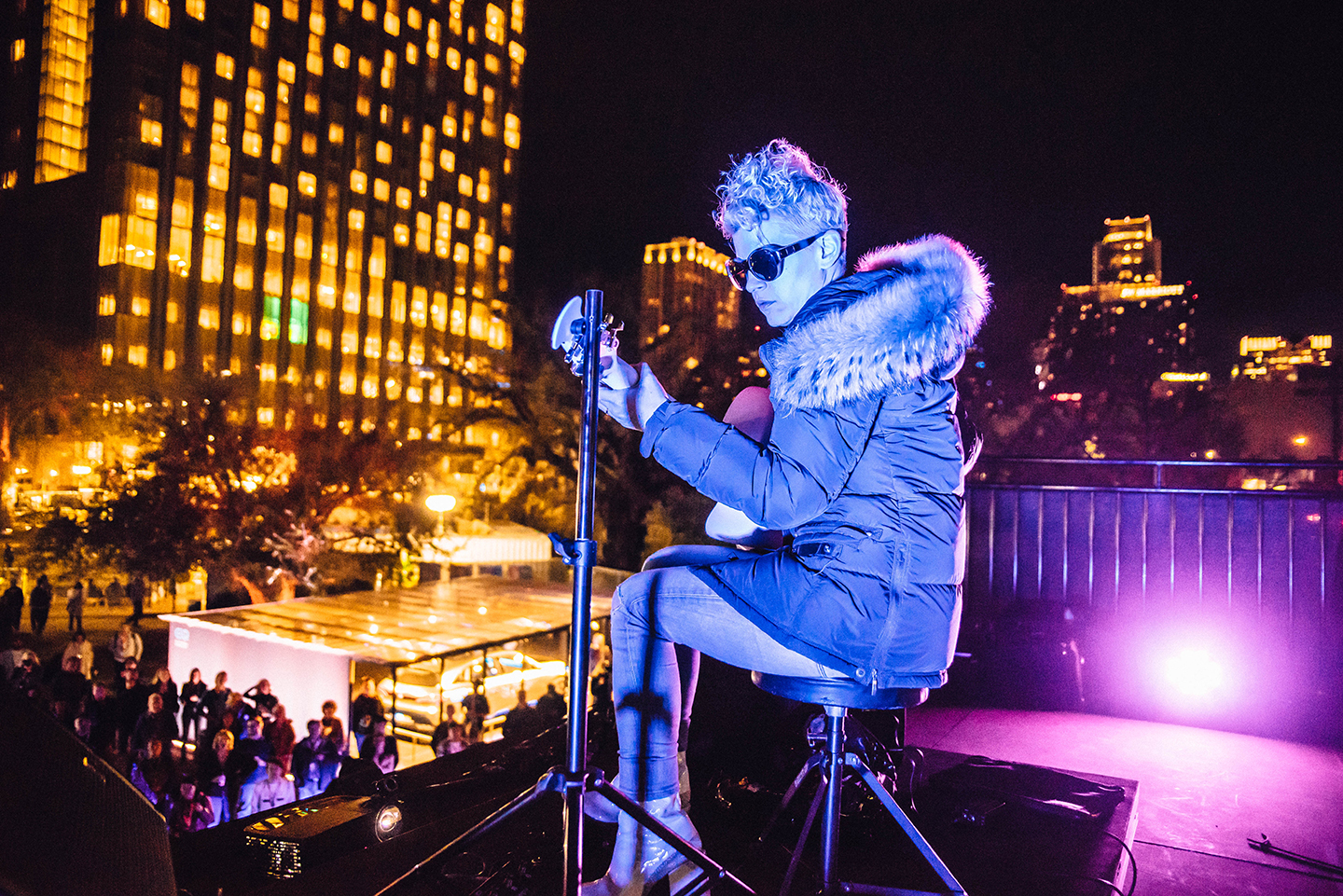 Kaki King Palm Park Rooftop concert. Photo by Jordan Hefler