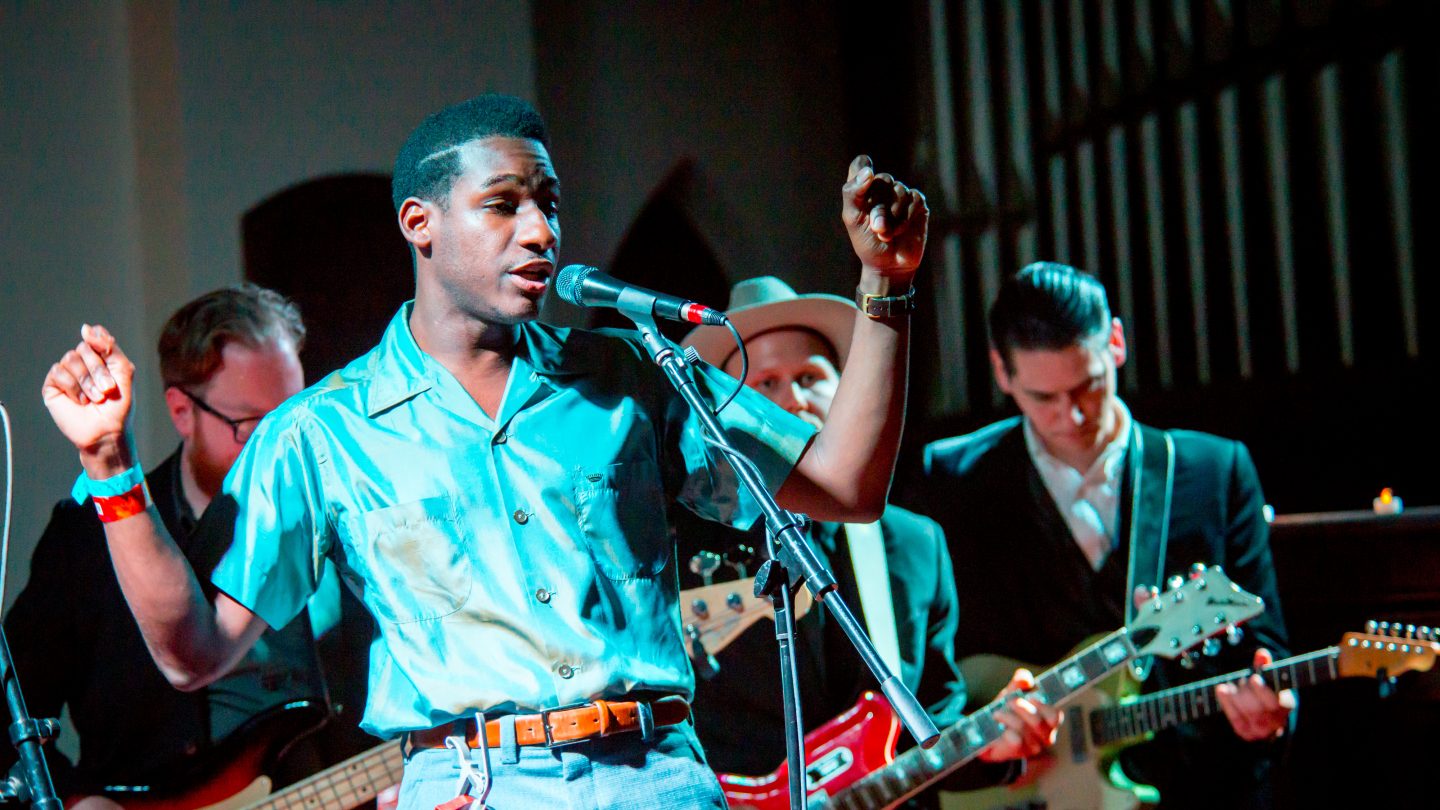 Leon Bridges - Photo by Shelley Hiam