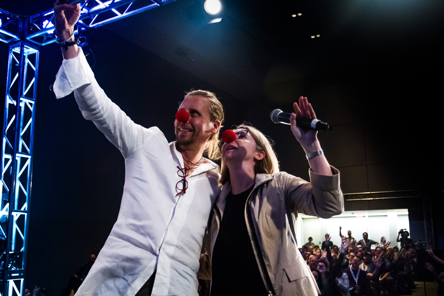 Beau Lotto and Diane Quinn at Defining Awe: The Science Behind Cirque du Soleil – Photo by Tim Strauss