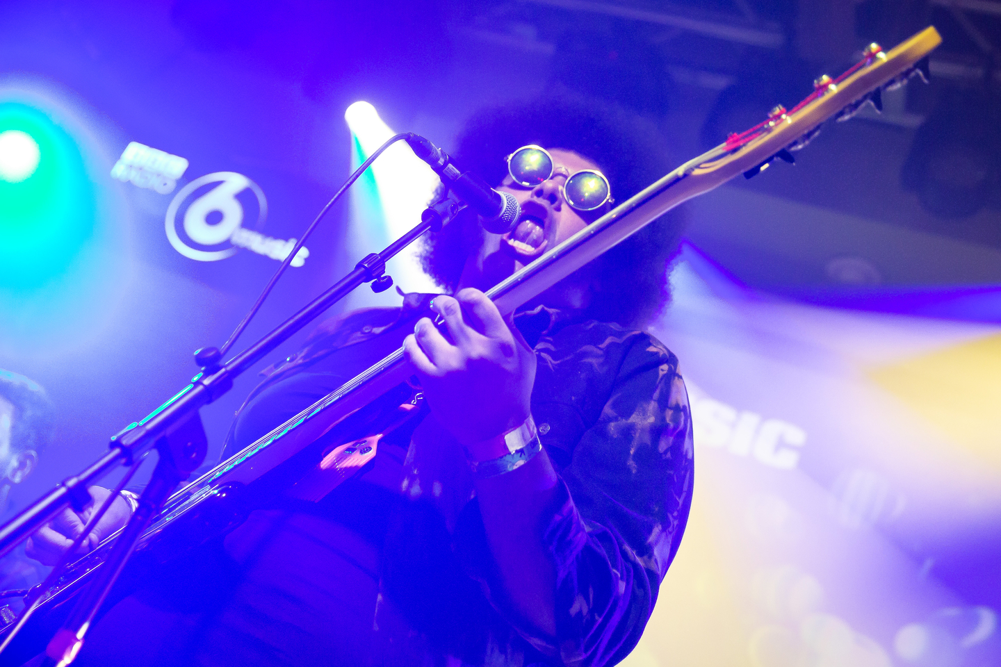 Dylan Cartlidge at British Music Embassy @ Latitude 30, presented by BBC Music in association with PPL & PRS for Music – Photo by Dusana Risovic