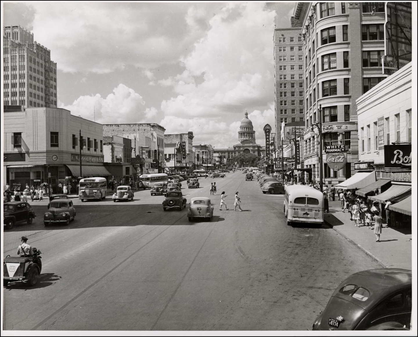 Congress Avenue in 1941