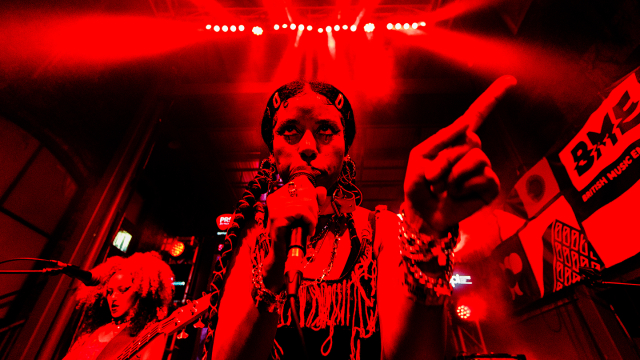 Nova Twins at Cedar Street Courtyard – SXSW 2022 – Photo by Andy Wenstrand