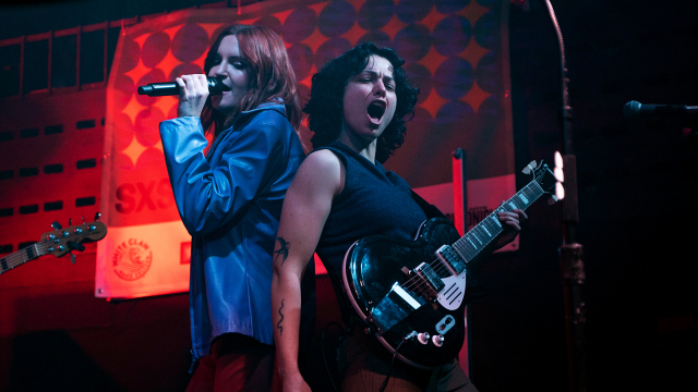 MUNA at Mohawk Outdoor – SXSW 2022 – Photo by Keira Lindgren