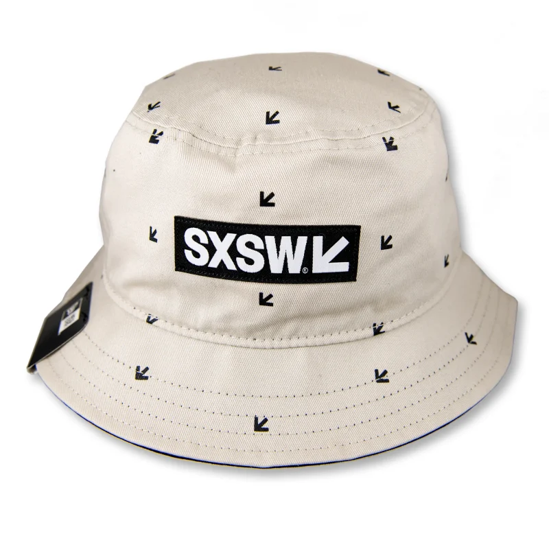 LOGO BUCKET HAT IN KHAKI BY NEW ERA