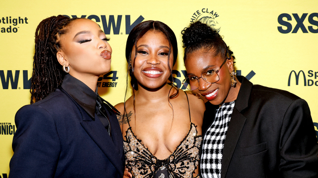 (L-R) Chloe Bailey, Dominique Fishback, Janine Nabers attend "Swarm" Premiere – SXSW 2023 – Photo by Frazer Harrison/Getty Images for SXSW