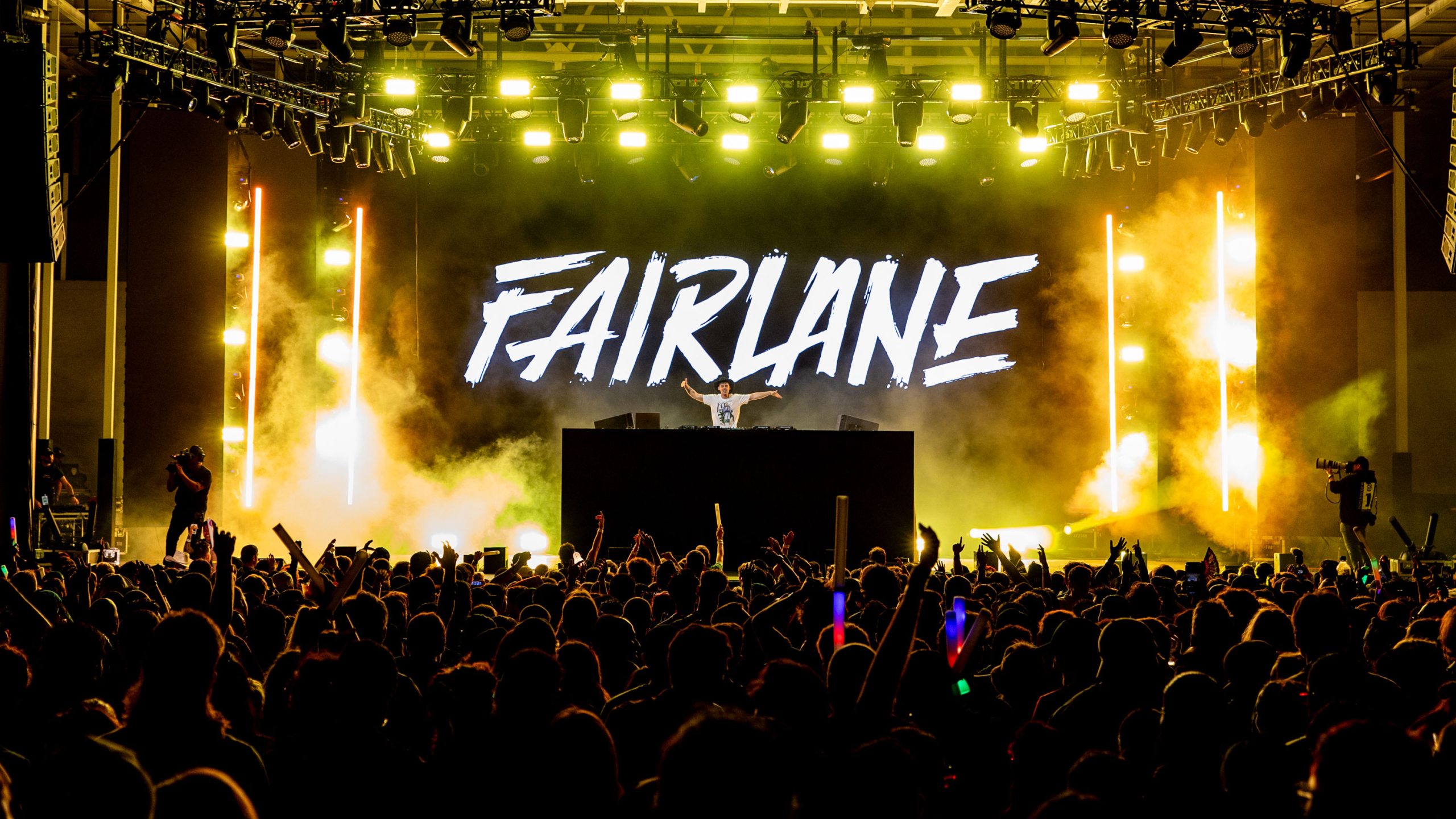 Fairlane at Billboard Presents The Stage – Photo by Travis P. Ball